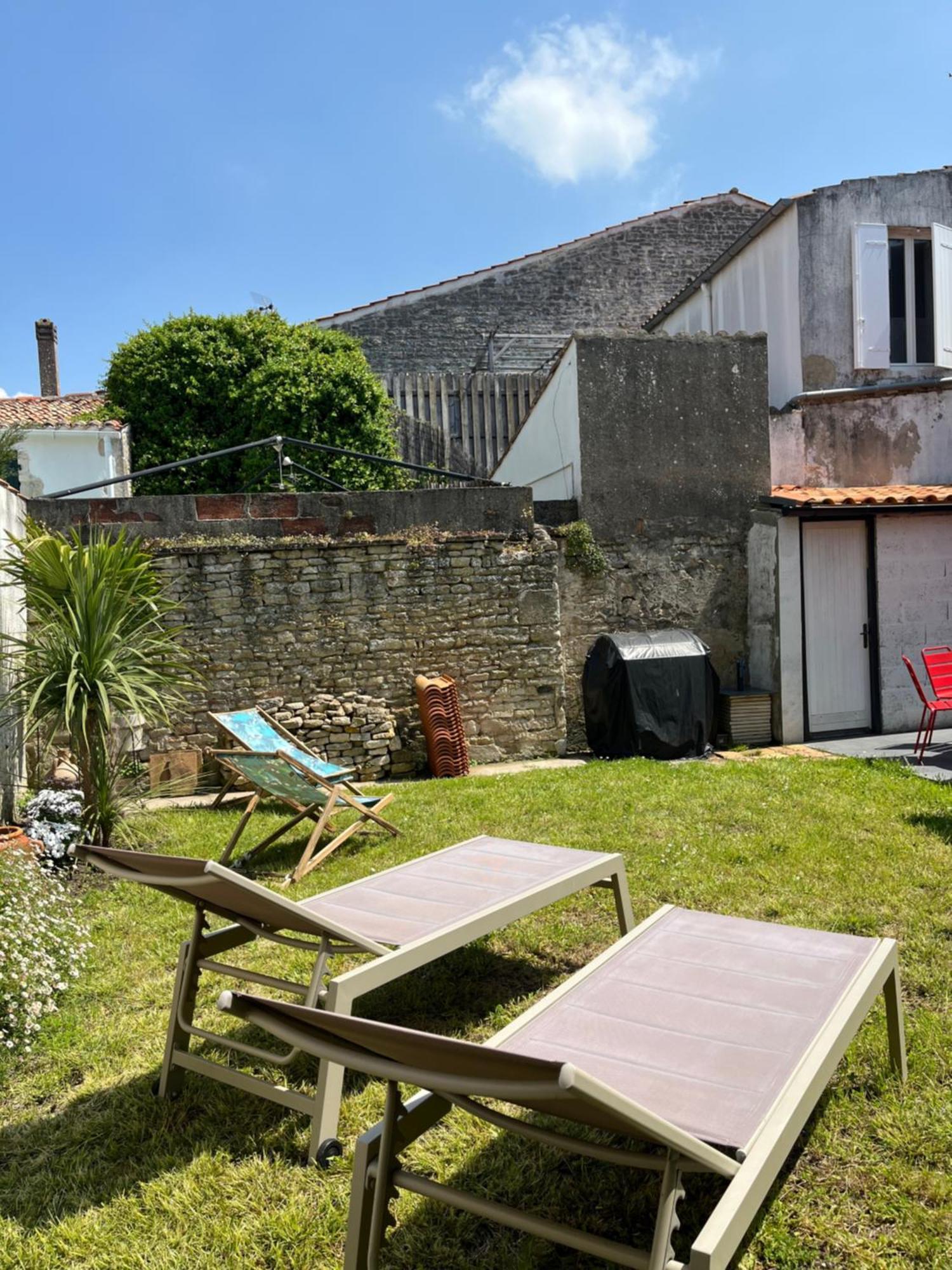 Le Château-dʼOléron Elegante Maison Familiale Au Coeur Des Remparts De La Citadelle מראה חיצוני תמונה