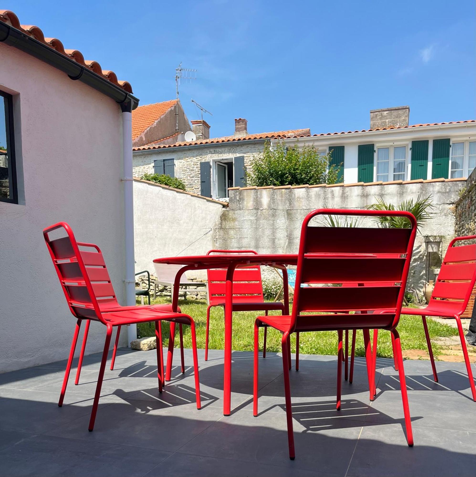 Le Château-dʼOléron Elegante Maison Familiale Au Coeur Des Remparts De La Citadelle מראה חיצוני תמונה